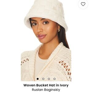 Bucket hat